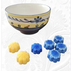 Floral Patterned Bowl with Free Wax Melts